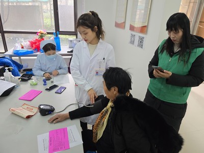 金水區(qū)未來路街道 健康服務進社區(qū)，居民健康有“醫(yī)”靠